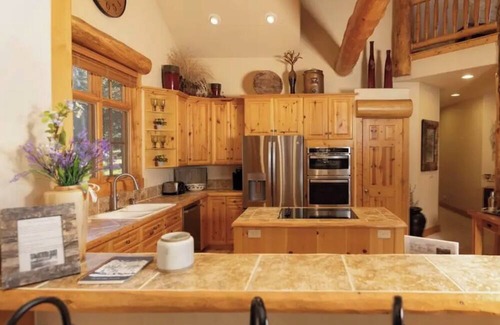 Blue River House | Amazing Mountain Home in Blue River-7 minutes from Breckenridge!
