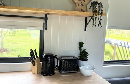 Repton House | Pet Friendly Tiny Home on the Bellinger River