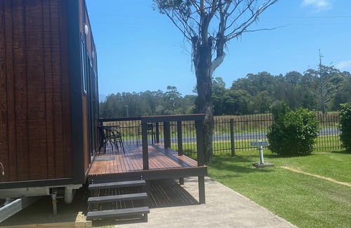 Repton House | Pet Friendly Tiny Home on the Bellinger River