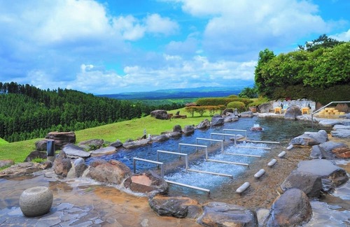 Kurokawa Onsen House | Nonsmoking New BuildingTwin with bath Aso side|2 meals /Aso-gun Kumamoto