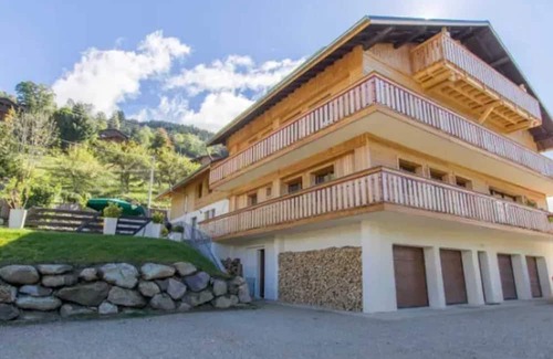 Saint-Gervais-les-Bains Apartment | Homerez - Apt. in Saint-Gervais