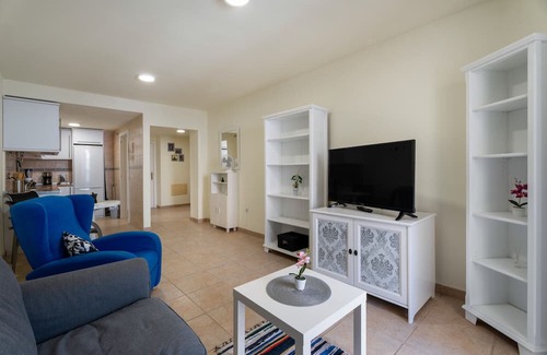 Alcala Apartment | Vacation Apartment ' Almar We Go ll Apartment Entero' with Terrace, Balcony and Wi-Fi