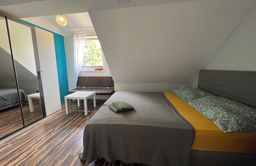 Hohenthurn House | Fair-priced and compact rooms overlooking Dobratsch (10 mins to Dreiländereck)