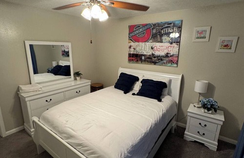 Kenner - Louis Armstrong International Airport Bed & Breakfast | Voodoo Vibes Villa - Family Favorite and comfort