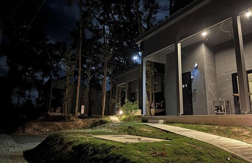 Minamiaso House | DAHARA S2 A newly built cottage with a panoramic /Asogun Kumamoto