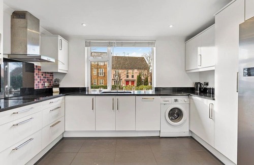 Cambridge Apartment | Unique Cambridgeshire Gem