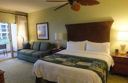 Lahaina Resort | Marriott's Maui Ocean Club Lahaina Villas Beachfront Resort!