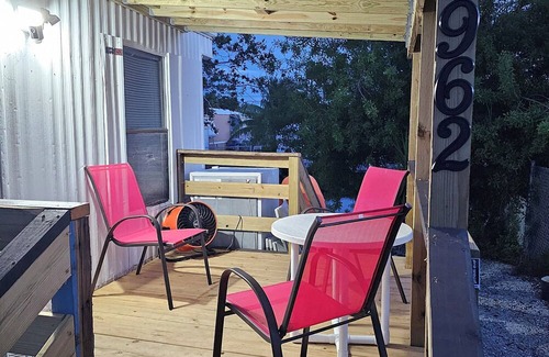 Little Torch Key House | Charming 2-bedroom mobile home with WiFi and AC in Summerland Key