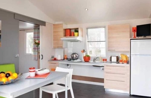 Canet-de-Salars House | Camping 4 étoiles - Parc aquatique - ccaaaai