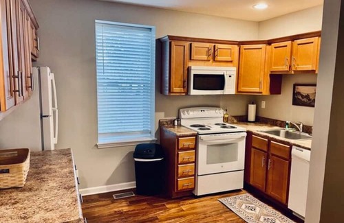 Higginsport House | Riverview Oasis II on the Ohio River