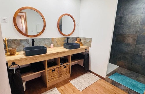 Bompas Apartment | Louise-Anne's cocoon