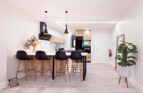 Huerta de Santa Teresa Apartment | Stunning Apartment in Nervion