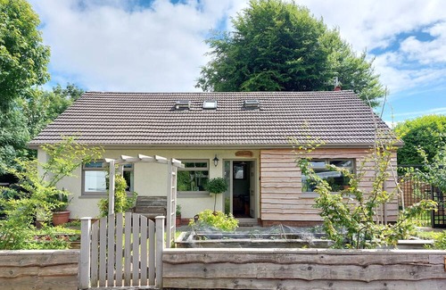 Bishopston House | Elegant king-size ensuite bedroom & private garden. Gower coastal accommodation.