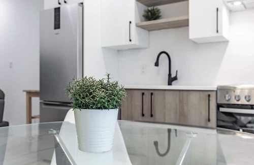 LaSalle Apartment | 5 Minutes Centre -ville Transport en Commun, Stationnement, Internet