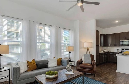 San Marco Apartment | Barsala l Spacious 2BD with Resort Pool and Billiards Lounge