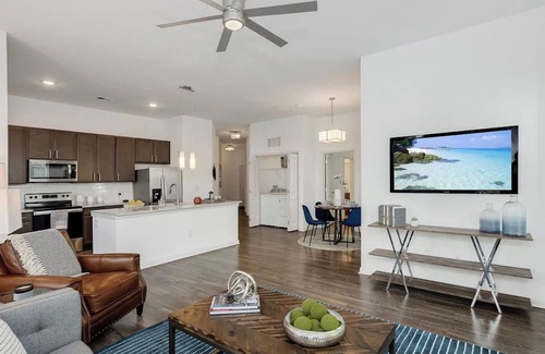 San Marco Apartment | Barsala l Spacious 2BD with Resort Pool and Billiards Lounge