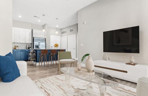 San Marco Apartment | Barsala l Tranquil 1BD with Pool at Eastborough, fast Wi-Fi