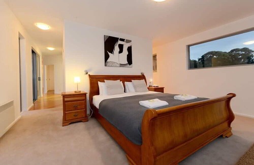 South Bruny House | Cloudy Bay Lagoon Estate ~ Architecturally designed home