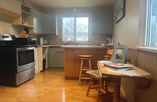 Minnedosa House | Spacious Cottage just steps to the River, Heritage Village and Minnedosa Lake!