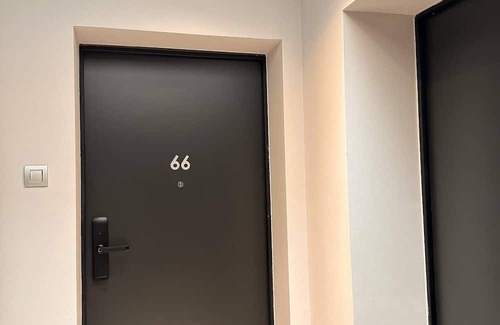 Sector 2 Apartment | MelisaB&B!nn