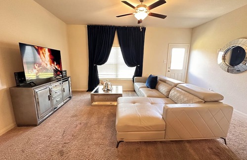 Atascocita House | Spacious 5-bedroom house in welcoming Humble… Minutes to AIH Airport!