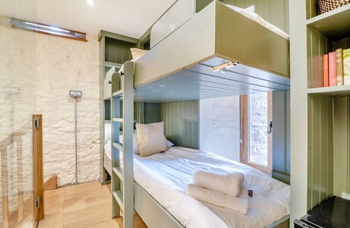 Pen-y-Park House | The Moor Tower - Two Bedroom House, Sleeps 4