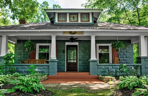 Mentone Cottage | The Aviary At Downtown Mentone