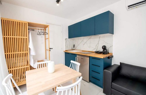 Zakhloritika Apartment | Grand Relax Suite 2 with Private Jacuzzi