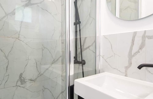 Zakhloritika Apartment | Grand Relax Suite 2 with Private Jacuzzi