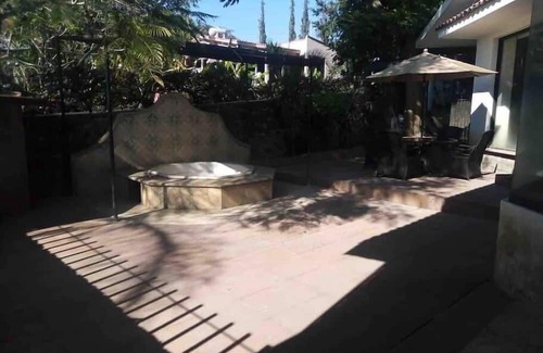Tres de Mayo House | One floor house w/2 bdr 2 bath | Shared Pool