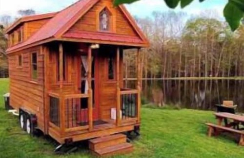 Dewy Rose Cabin | Cozy Tiny House near Athens, GA