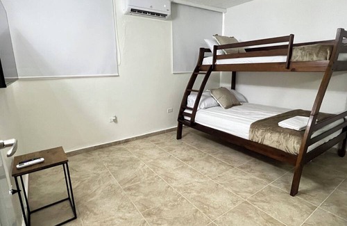 Rio Piedras House | Charming 3-bedroom house, pool and 5 min from SJU airport.