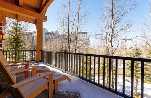 Mountain Village Cabin | Luxurious 3-Bedroom Summit Residence in Telluride with Ski-In Ski-Out & Hot Tub!