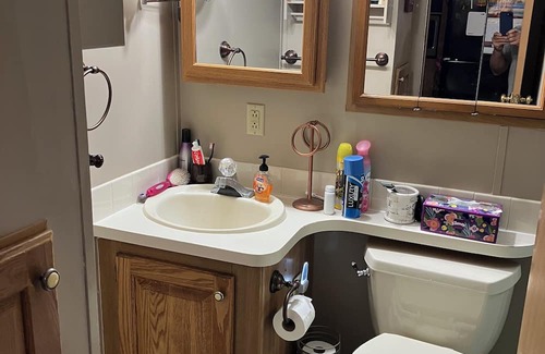 Dade City House | Cozy 2-bedroom mobile home in charming Citrus Hills Rv Gated Community.