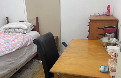Springvale South House | Springvale Single Room for Rent