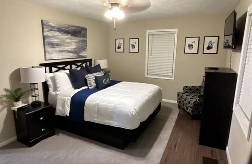 McComb House | Cozy 1-bedroom house with WiFi, AC in enjoyable McComb