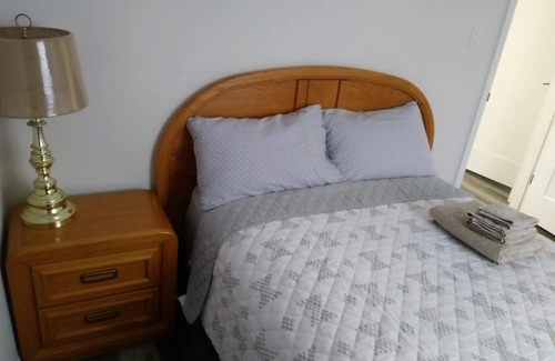 Strathroy House | 2 Bedroom - Comfy Space (Main Floor Only)