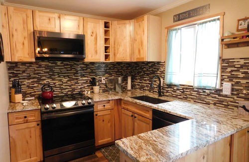 Pinecrest Condo | Mountain Getaway! for All Seasons. at 6300' Elevation