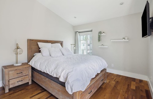 Lower Lonsdale House | Modern Lower Lonsdale Dream Home