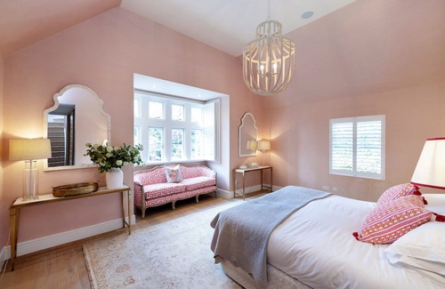 Coombe Hill House | Luxury gated 6 bed Home with 15m heated pool and mature gardens
