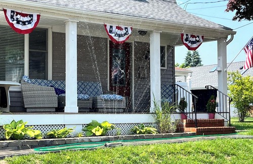Manasquan House | Charming 4 Bedroom House with Pool and tropical backyard Oasis