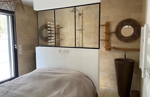 Venelles Villa | Villa à 15 Minutes D'aix-en-provence, 3 Chambres,piscine,climatisation,wifi