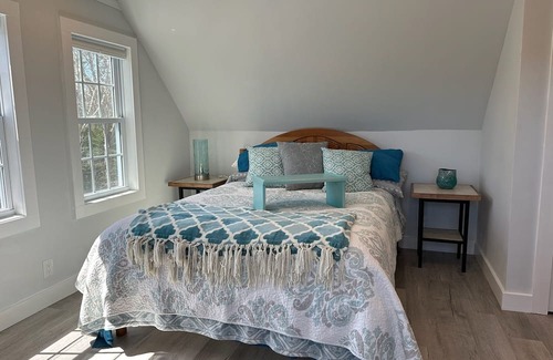 Del Ray House | Oceanfront 4-bedroom house with WiFi and AC in Downeast Maine - escape the heat!