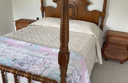 Isle La Motte Apartment | Lovely 2-bedroom apartment in Isle La Motte with WiFi, AC