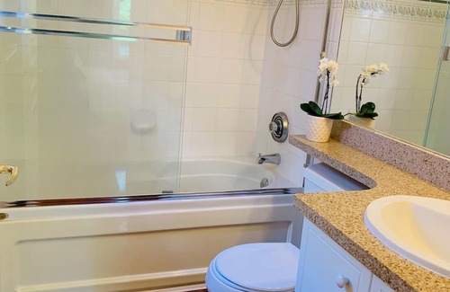 Richmond House | Large cozy room in central Richmond w. separate entrance