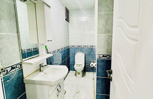 Beylikduzu Apartment | 3+1-bedroom apartment in amazing Istanbul with AC, WiFi near to grocery Store