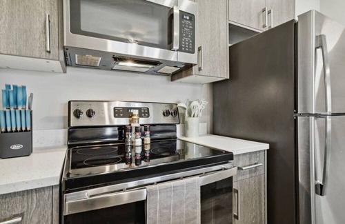Highlands - Perkins Condo | #3E Comfy 1 bed close to LSU Stadium