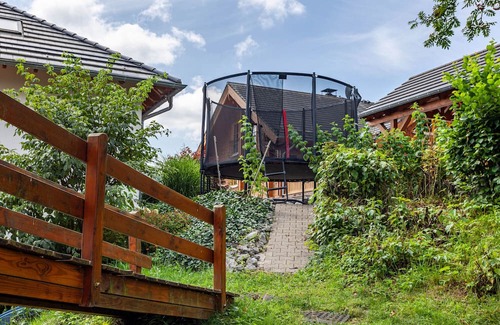 Ortsmitte Apartment | Apartment 'Appartment Sarina 2' with Mountain View, Balcony and Wi-Fi