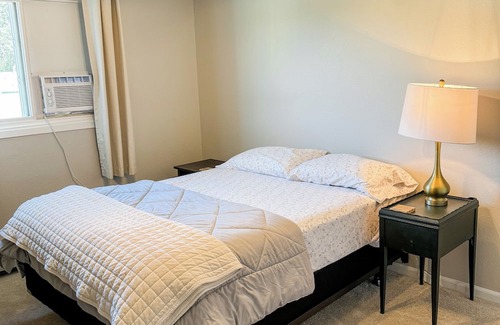 Bismarck Condo | Lovely 2-bedroom condo in the heart of Bismarck