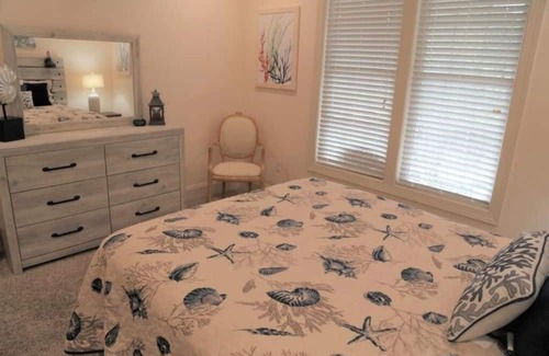 Edisto Island House | The Marianne @ Edisto! Skip & a Jump to the Beach!